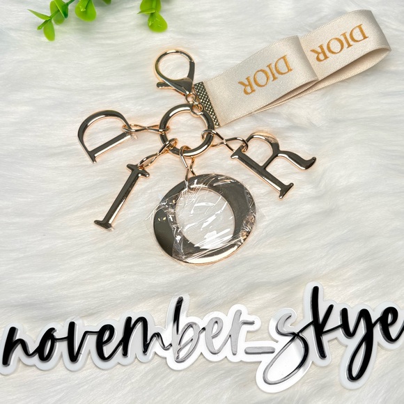 Dior Gold Letter Keychain/Bag Charm - Picture 6 of 7